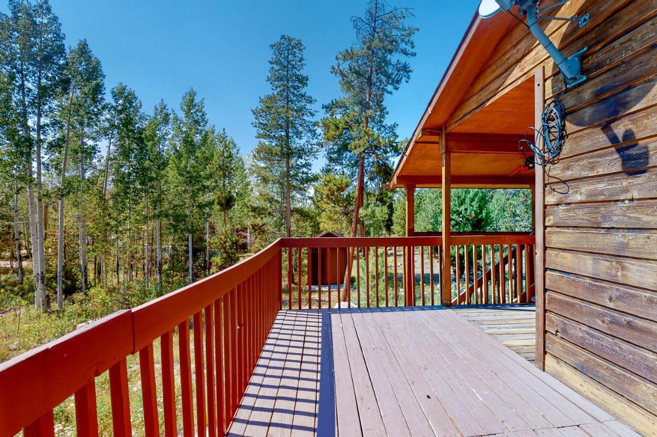 Cabin Getaway & Stonewood Lodge แกรนด์เลค ภายนอก รูปภาพ